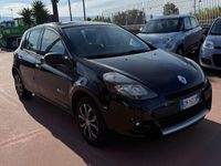 Usata Renault Clio III Dynamique 75 CV (55 kW) 2012 Nero Berlina