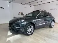 Usata Porsche Macan 246 CV (180 kW) 2021 Grigio SUV