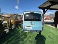 Usata Renault Kangoo 90 CV (66 kW) 2010 Blu