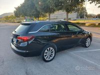 Usata Opel Astra Innovation 110 CV (80 kW) 2018 Blu Station wagon