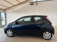Usata Toyota Aygo Cool 69 CV (50 kW) 2017 Blu Utilitaria