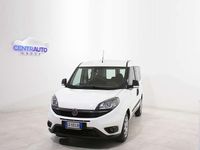 Usata Fiat Doblò Lounge 120 CV (88 kW) 2021 Bianco Monovolume