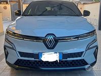 Usata Renault Megane E-Tech Techno 161 kW (220 CV) 2023 Grigio Berlina