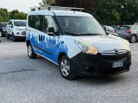 Begagnad Opel Combo 95 HK (69 kW) 2015 Vit Minibuss