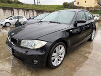 Usata BMW 120 163 CV (119 kW) 2006 Nero Utilitaria