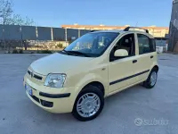 Usata Fiat Panda 69 CV (50 kW) 2012 Giallo Utilitaria