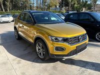 Usata VW T-Roc 116 CV (85 kW) 2019 Oro SUV