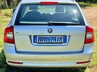 Gebraucht Skoda Octavia Elegance 105 PS (77 kW) 2013 Silber Kombi