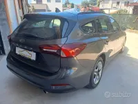 Usata Ford Focus Business Edition 120 CV (88 kW) 2022 Grigio Station wagon