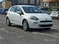 Usata Fiat Punto Lounge 77 CV (56 kW) 2013 Bianco Utilitaria
