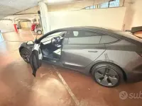 Usata Tesla Model 3 Long Range AWD 152 kW (208 CV) 2023 Grigio Berlina