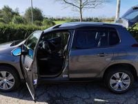 Usata Peugeot 2008 Active 99 CV (72 kW) 2017 Grigio SUV