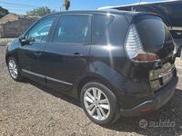 Usata Renault Scénic III XMOD 110 CV (80 kW) 2012 Monovolume