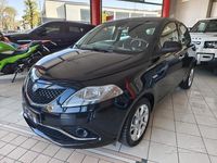 Gebraucht Lancia Ypsilon 69 PS (50 kW) 2016 Schwarz Kleinwagen