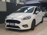 Usata Ford Fiesta ST-Line 100 CV (73 kW) 2018 Bianco Berlina