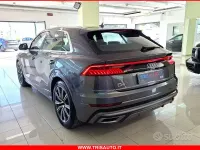 Usata Audi Q8 S-Line 290 CV (213 kW) 2021 Grigio SUV