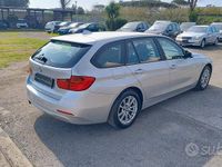 Usata BMW 318 142 CV (104 kW) 2014 Grigio Station wagon