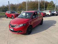 Usata Lancia Ypsilon Silver 70 CV (51 kW) 2022 Rosso Utilitaria