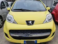 Usata Peugeot 107 Urban Move 68 CV (50 kW) 2012 Giallo Utilitaria