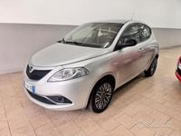 Usata Lancia Ypsilon Platinum 95 CV (69 kW) 2016 Grigio Utilitaria