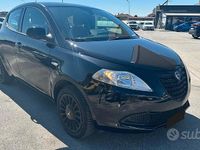 Usata Lancia Ypsilon Silver 69 CV (50 kW) 2014 Nero Utilitaria