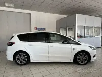 Begagnad Ford S-MAX Business Edition 150 HK (110 kW) 2018 Vit Minibuss