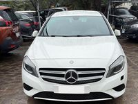 Usata Mercedes A180 Night 108 CV (79 kW) 2014 Bianco Berlina