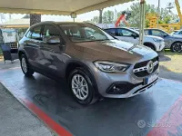 Usata Mercedes GLA200 Business 150 CV (110 kW) 2023 Grigio scuro SUV