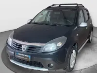 Usata Dacia Sandero Stepway 85 CV (62 kW) 2012 Nero Berlina