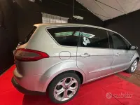 Usata Ford S-MAX Titanium 163 CV (119 kW) 2013 Grigio Monovolume
