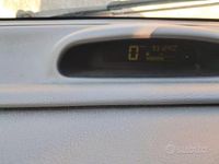 Usata Renault Twingo 58 CV (42 kW) 2001 Nero Utilitaria
