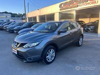 Usata Nissan Qashqai Tekna 131 CV (96 kW) 2017 Grigio SUV