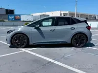 Usata Cupra Born 69 kW (95 CV) 2023 Grigio Utilitaria
