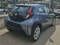 Usata Toyota Aygo X Edition 72 CV (52 kW) 2025 Blu/azzurro SUV