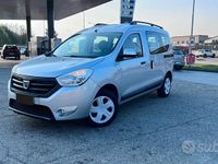 Usata Dacia Dokker 90 CV (66 kW) 2016 Argento Monovolume