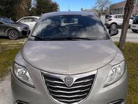 Usata Lancia Ypsilon Gold 80 CV (58 kW) 2013 Oro Utilitaria