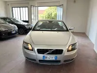 Usata Volvo C70 Momentum 136 CV (100 kW) 2008 Argento Cabrio
