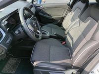 Käytetty Renault Clio V Intens 140 HP (102 kW) 2022 Valkoinen Viistoperä