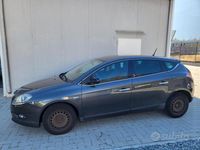 Gebraucht Lancia Delta Platinum 120 PS (88 kW) 2013 Grau Kleinwagen