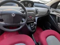 Usata Lancia Ypsilon 60 CV (44 kW) 2005 Rosso Utilitaria