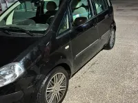 Usata Lancia Musa 69 CV (50 kW) 2007 Nero Monovolume