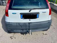 Usata Fiat Punto 63 CV (46 kW) 1999 Bianco Berlina