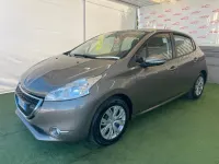 Usata Peugeot 208 82 CV (60 kW) 2013 Oro Utilitaria