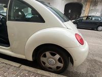 Usata VW New Beetle 2000 Bianco Utilitaria