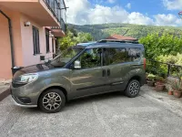 Usata Fiat Doblò Trekking 120 CV (88 kW) 2015 Grigio Monovolume