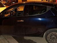 Usata Lancia Ypsilon 95 CV (69 kW) 2017 Blu/azzurro Utilitaria