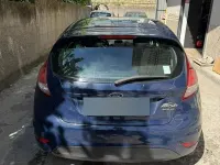 Usata Ford Fiesta 97 CV (71 kW) 2014 Bluazzurro Utilitaria
