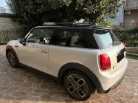 Usata Mini Cooper SE 75 kW (102 CV) 2021 Utilitaria