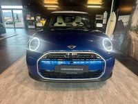 Usata Mini Cooper Favoured 150 kW (204 CV) 2025 Blazing blue Utilitaria