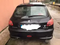 Usata Peugeot 206 60 CV (44 kW) 2005 Nero Berlina